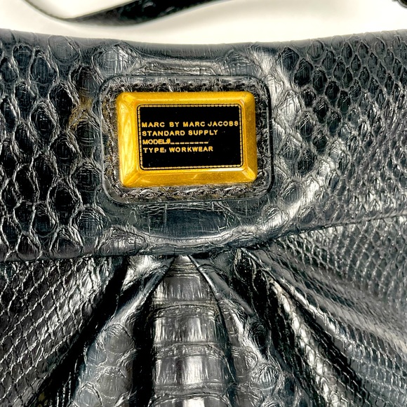 Marc Jacobs Black Crossbody Purse PVC Snakeskin Print - Picture 3 of 8